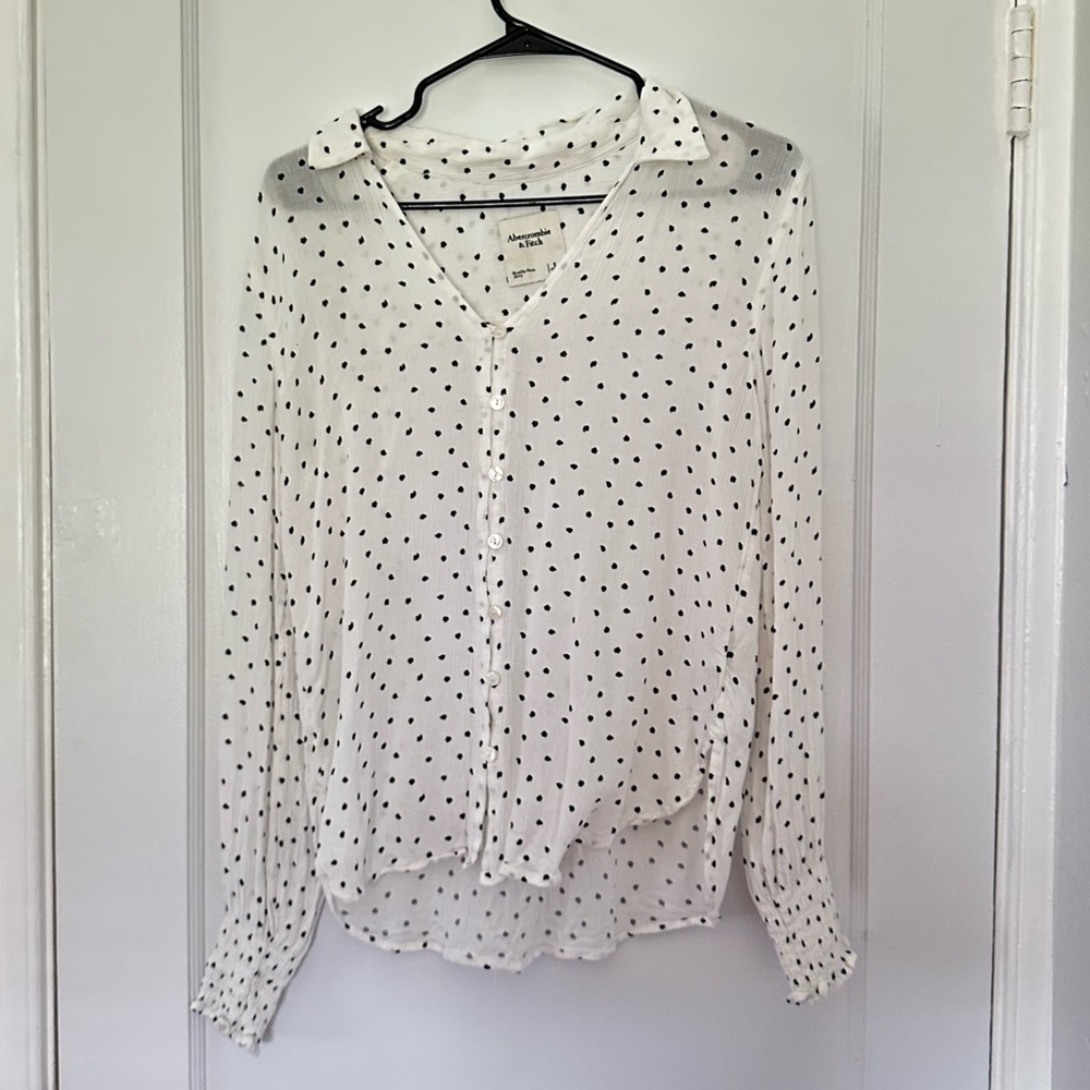 Abercrombie and Fitch long sleeve polka dot ruffle sleeve top